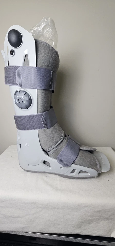 Aircast AirSelect Walker Brace/Walking Boot with Dorsal Night Splint Size Large - Image 3 of 4