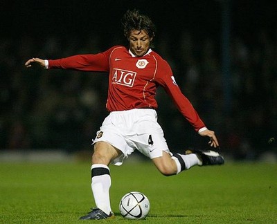 Gabriel Heinze of Manchester United in the Carling Cup Fourth Roun- Old Photo