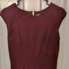 Eliza J Size 8 Small Medium Maroon Purple Dress Zippered Pleated Cap Sleeve