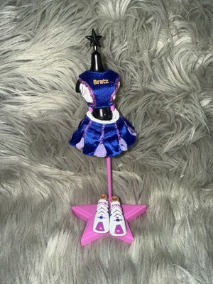 Cheerleader Yasmin Vintage Bratz Outfit And Shoes