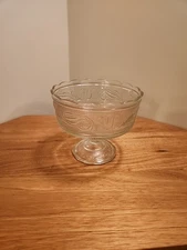E.O. Brody Co. Cleveland, Ohio # M6000 Compote Pedestal Candy Dish/Bowl Clear