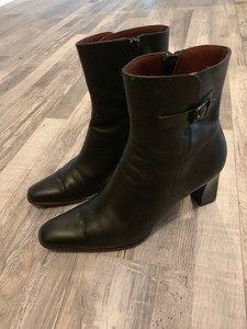 naturalizer leather booties