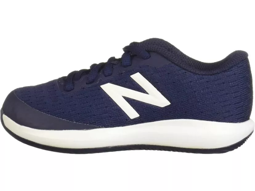 Big girl new balance hot sale sneakers