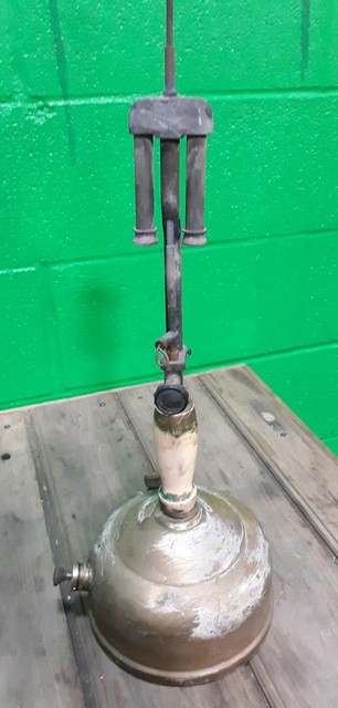 vintage coleman table