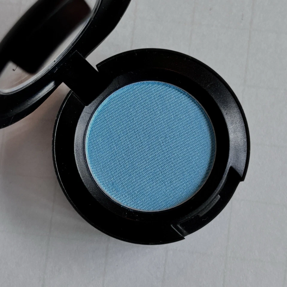 MAC PRO SKY BLUE EYE SHADOW - VINTAGE/COLLECTIBLE!*** - Image 3 of 4
