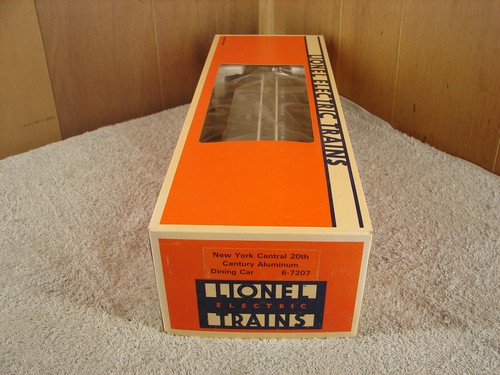 Lionel 6-7207 New York Central 20th Century Aluminum Dining Car with box - Picture 17 of 17
