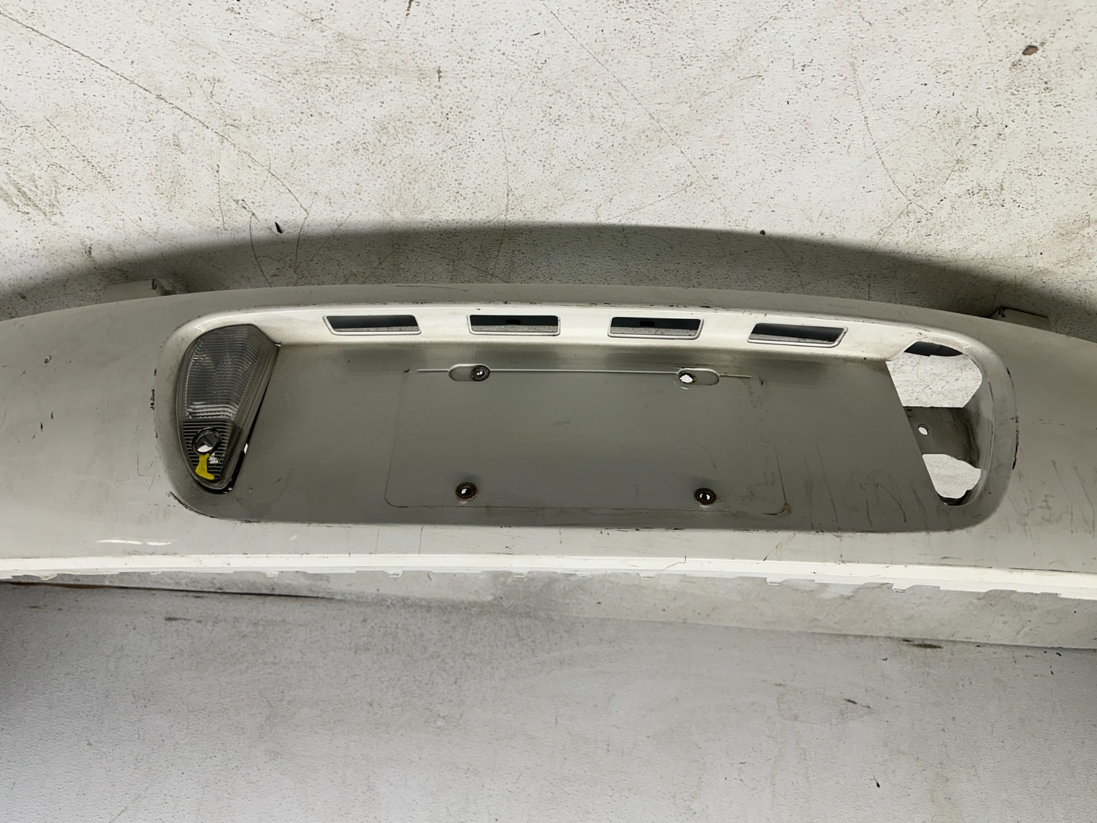 2004-2010 BENTLEY CONTINENTAL GT GTC REAR BUMPER COVER W/ SENSOR HOLE WHITE OEM