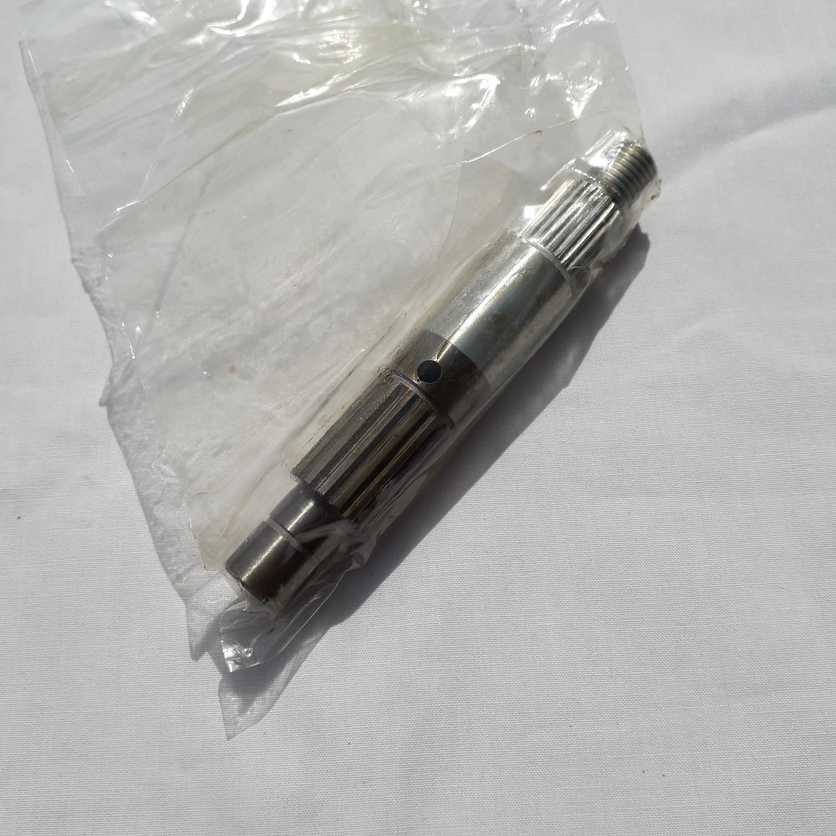 Kawasaki KMX125 A KMX125 B genuine OEM NOS kickstart shaft 13066