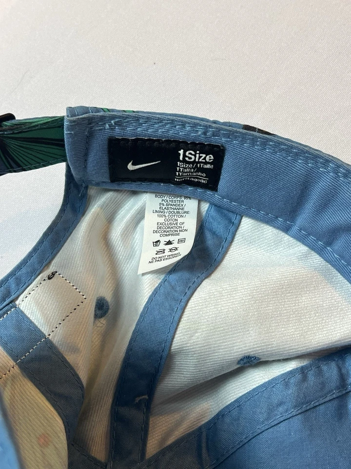 Nike LeBron “Strive For Greatness” Heritage86 Sombrero Azul Estampado Palma Ajustable Foto 3 de 4