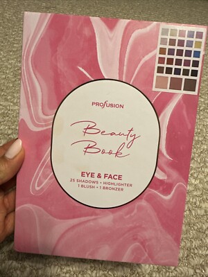 Profusion Beauty Book Makeup 28 shades palette. New 25 Shadows  Eyes And Face. ￼