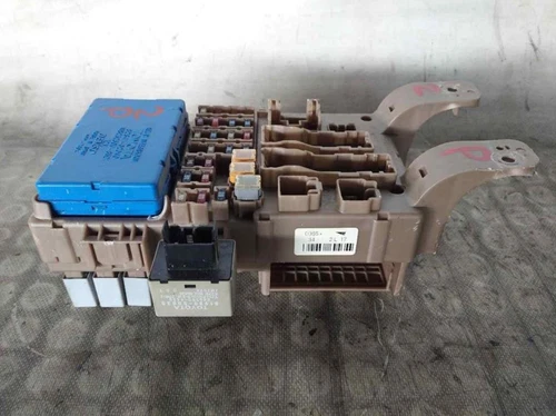 8264102040 Caja Reles/Fusibles para TOYOTA COROLLA (E12) 1.6 Linea Luna B 114398 - Imagen 6 de 10