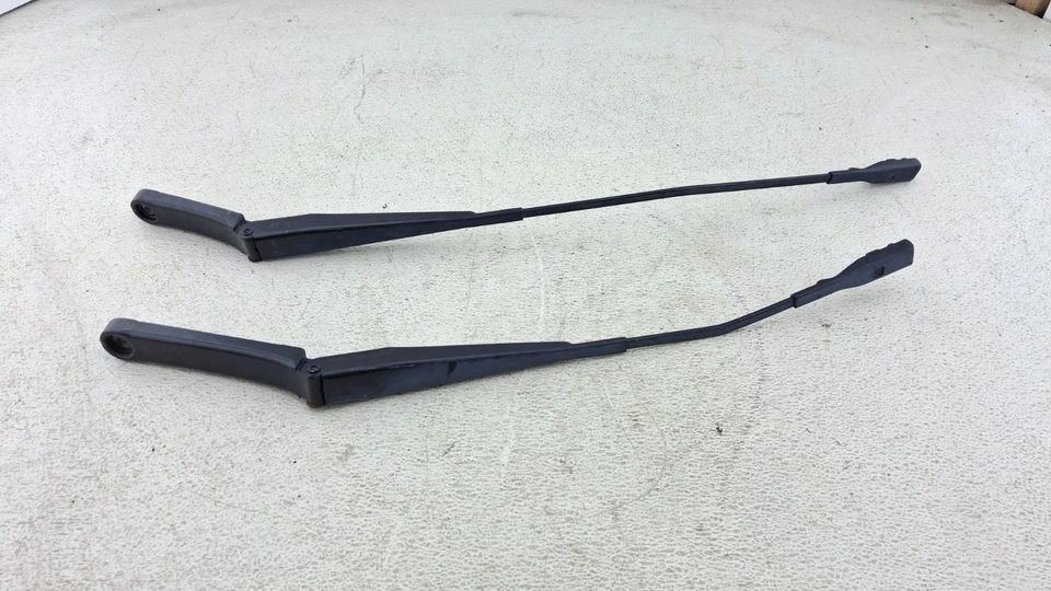 Juego de 2 brazos limpiaparabrisas delanteros OEM para VW Volkswagen Passat 2012-2022 Foto 2 de 4