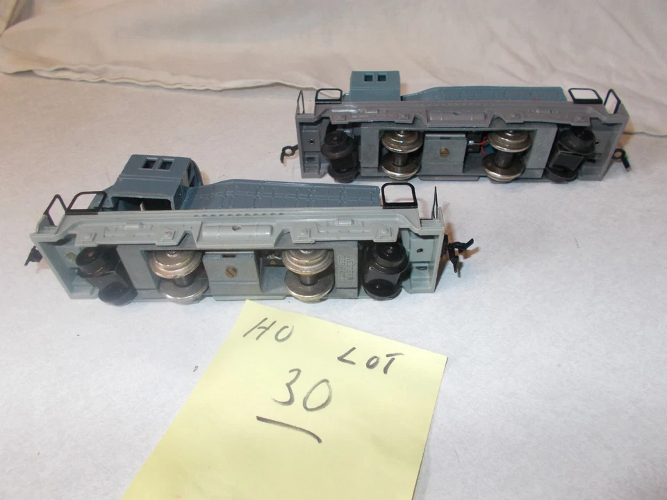 2 western Germany diesel locos,un marked,both motors run,Distler for Cragstan - Image 4 of 4