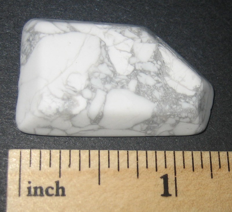 1.3" TUMBLED NATURAL CABOCHON STYLE CUT HOWLITE STONE MINERAL RHODESIA ~ 9.3g *6