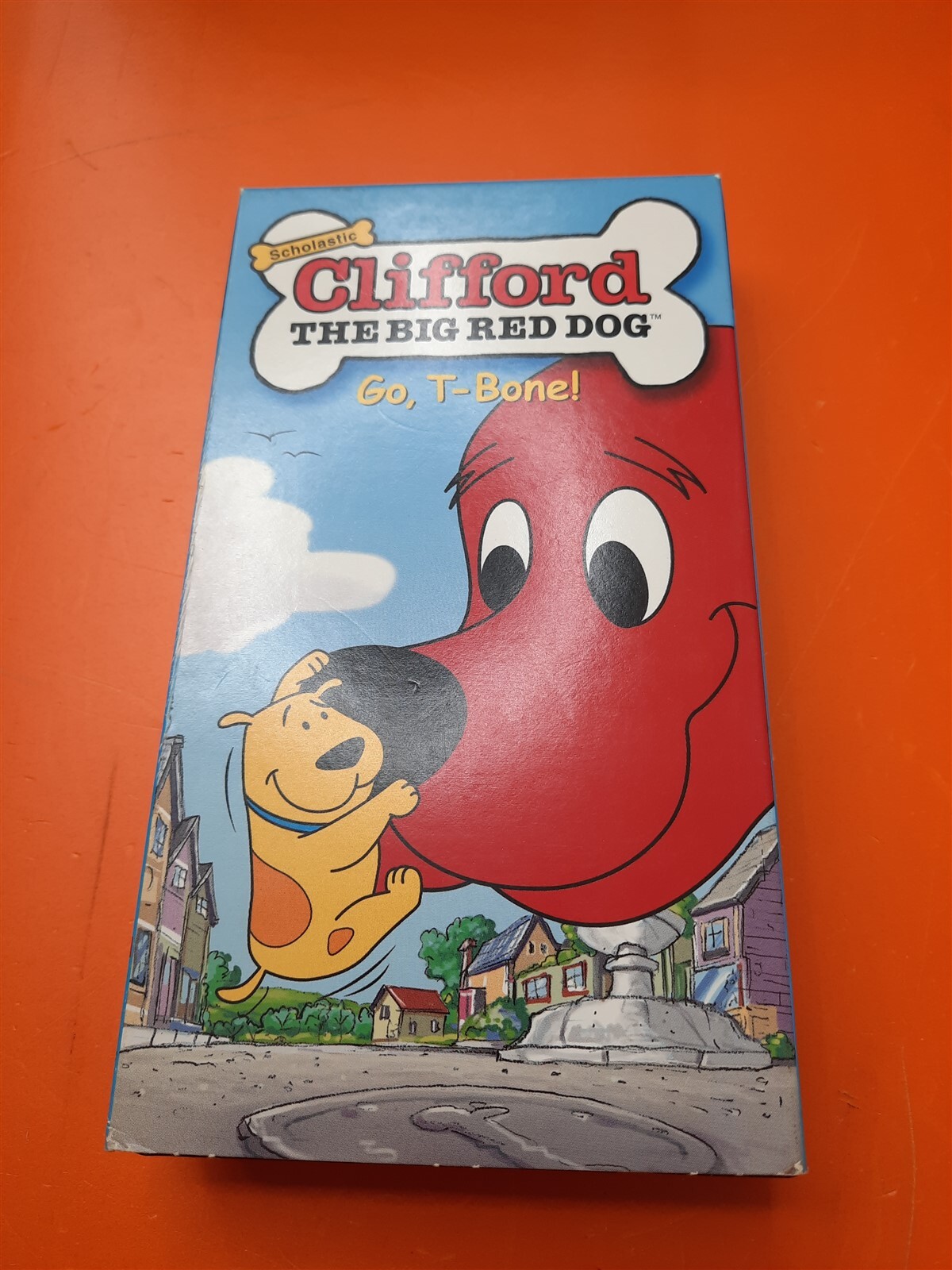 ⭐️⭐️⭐️⭐️⭐️ VHS Movie Tape Clifford The Big Red Dog: Go, T-Bone! | eBay