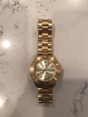 neff pretender watch