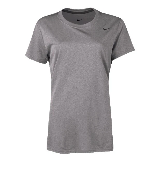 Tamaño Regular Nike Solid Activewear Tops para mujer