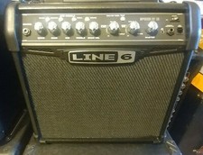 Line 6 Spider IV 15 Guitar 15 watts Amp 1x8 combo Amplifier w/on-board Effects