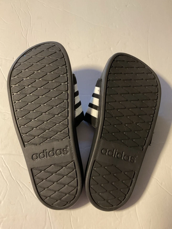 Adidas Sandals Youth 4 Adilette Slides Black Striped Open Toe Casual Comfort - Image 3 of 4