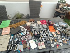 Konvolut NVA  Abzeichen DDR Schulterstücke Uniform Grenze VM Orden Konvolut 