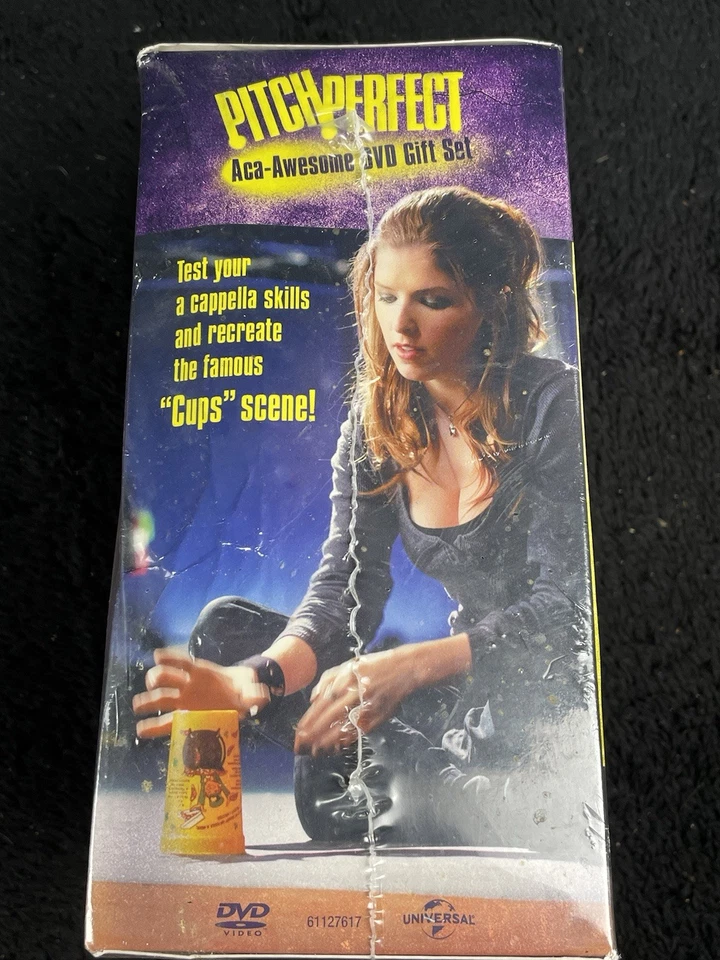 Pitch Perfect Movie Limited Edition Aca-Awesome DVD Gift Set w/ Cup Sunglasses - Image 4 of 4