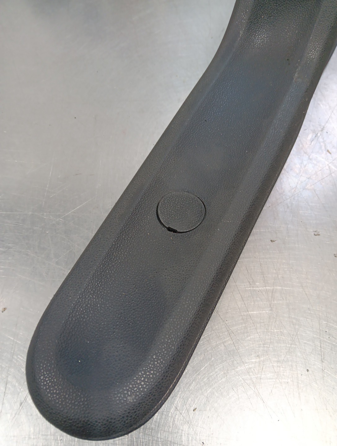 SMART FOR TWO BRABUS 2009  CENTER CONSOLE TRIM GREY TUNNEL COVER A 451 689 00 31