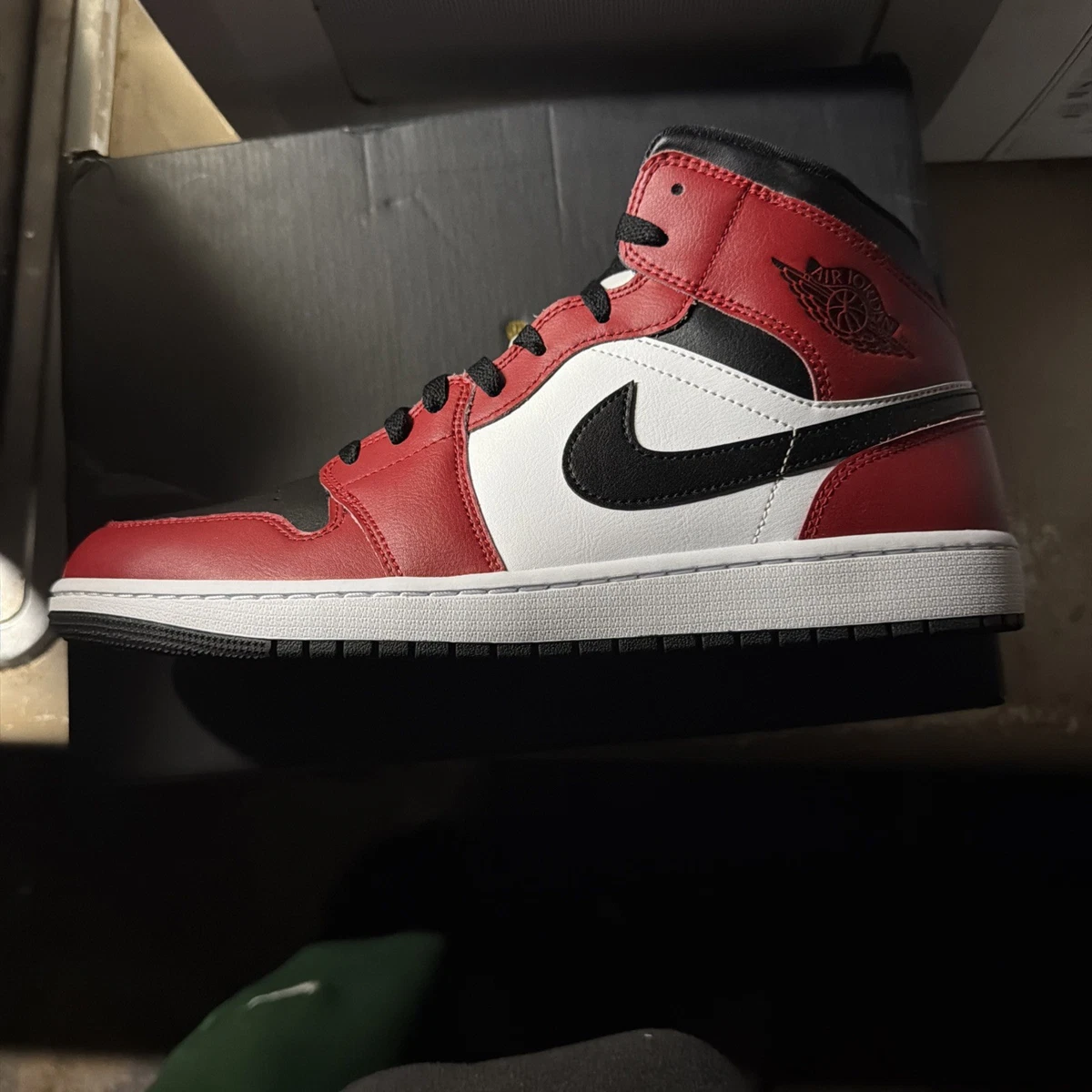 Jordan 1 Mid Chicago Black Toe 2020 for Sale | Authenticity