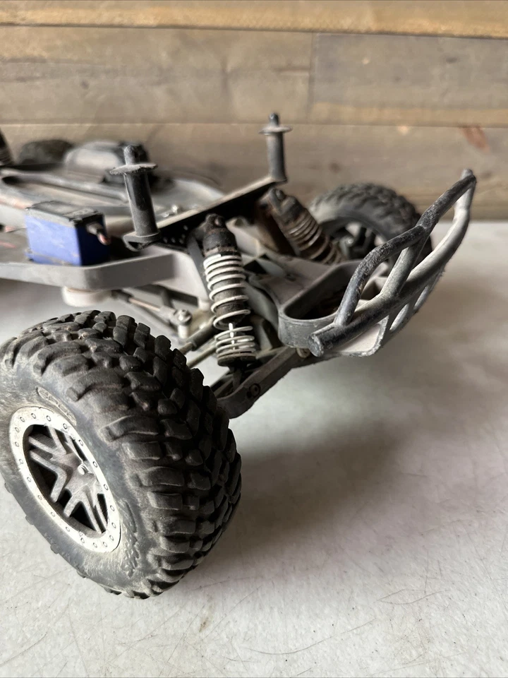 Carrocería de chasis controlador de radio radiocontrol Traxxas para reconstrucción para reparación de piezas Foto 2 de 4