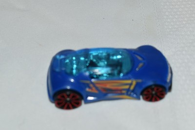 Hot Wheels High Voltage Blue G8089 Made 