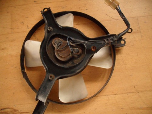 KAWASAKI GPZ1000 RX  ZXT00A  Lüfter Ventilator Kühlerventilator