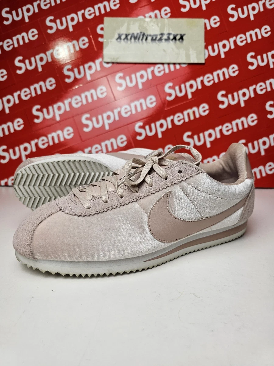 Nike Classic Cortez SE Particle Beige velvet pink size 10 wmns