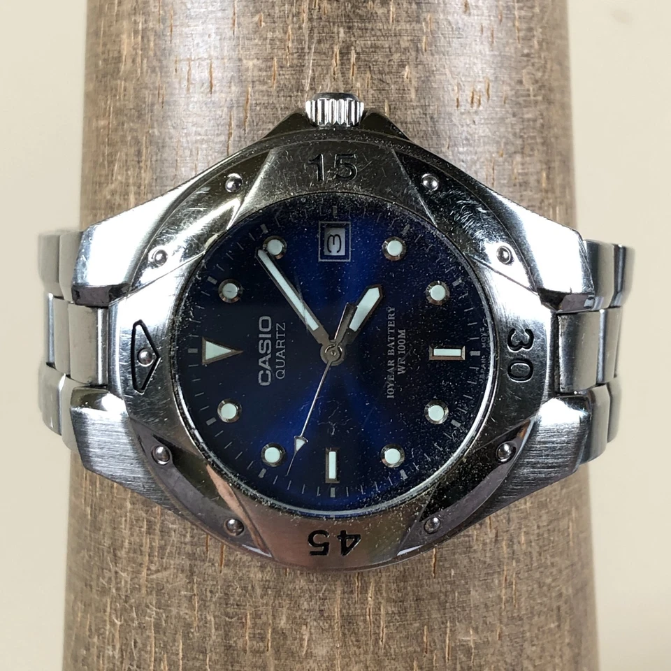 Reloj De Colección Casio Hombres MTD-1034 Buzo Fecha Tono Plata Cuarzo Analógico 37mm 7 1/4" Foto 2 de 4