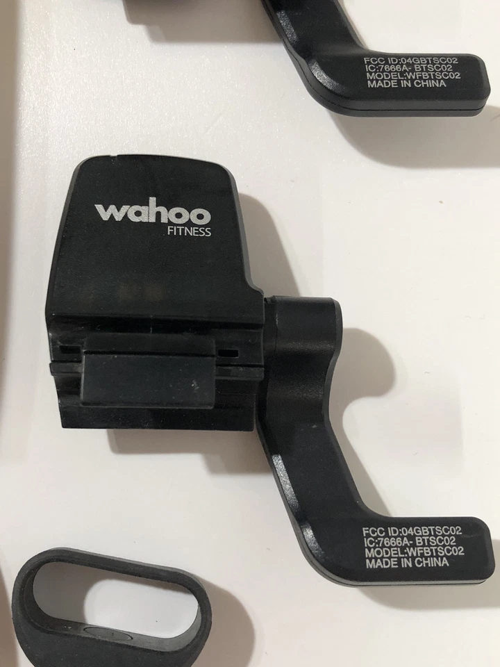 Wahoo Blue SC Speed/Cadence Sensor BT/ANT+ Compatible - Image 4 of 4