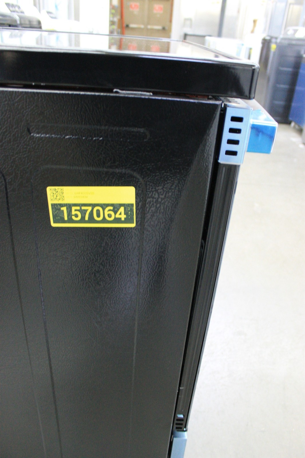 GE GRF400SVSS 30" Stainless Freestanding 4 Element Electric Range NOB #157064