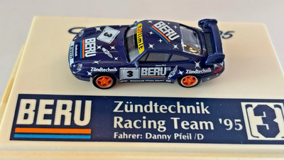Euromodell (Herpa?) Porsche 911 RS (993) aus dem Jahr 1995 im Maßstab 1:87.