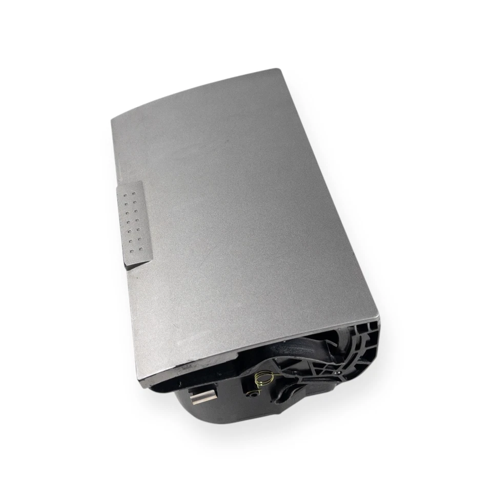 Оригинальный серебристый подстаканник для центральной консоли приборной панели Toyota Solara 2004-2008 годов выпуска - Изображение 3 из 4