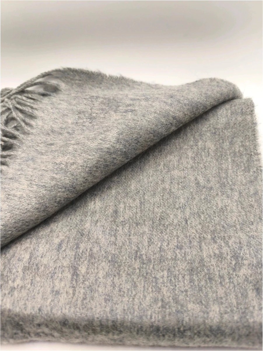 Fantastic quality Lacoste vintage scarf image 6