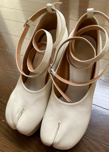 Maison Margiela White Platform Tabi Pumps Women's Shoes Size 38 Authentic JP - Picture 2 of 5