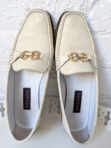 pelle Mocassini bianca 3 36 fibbia Escada con in Eur dorata crema Uk taglia EqCp4qTxw