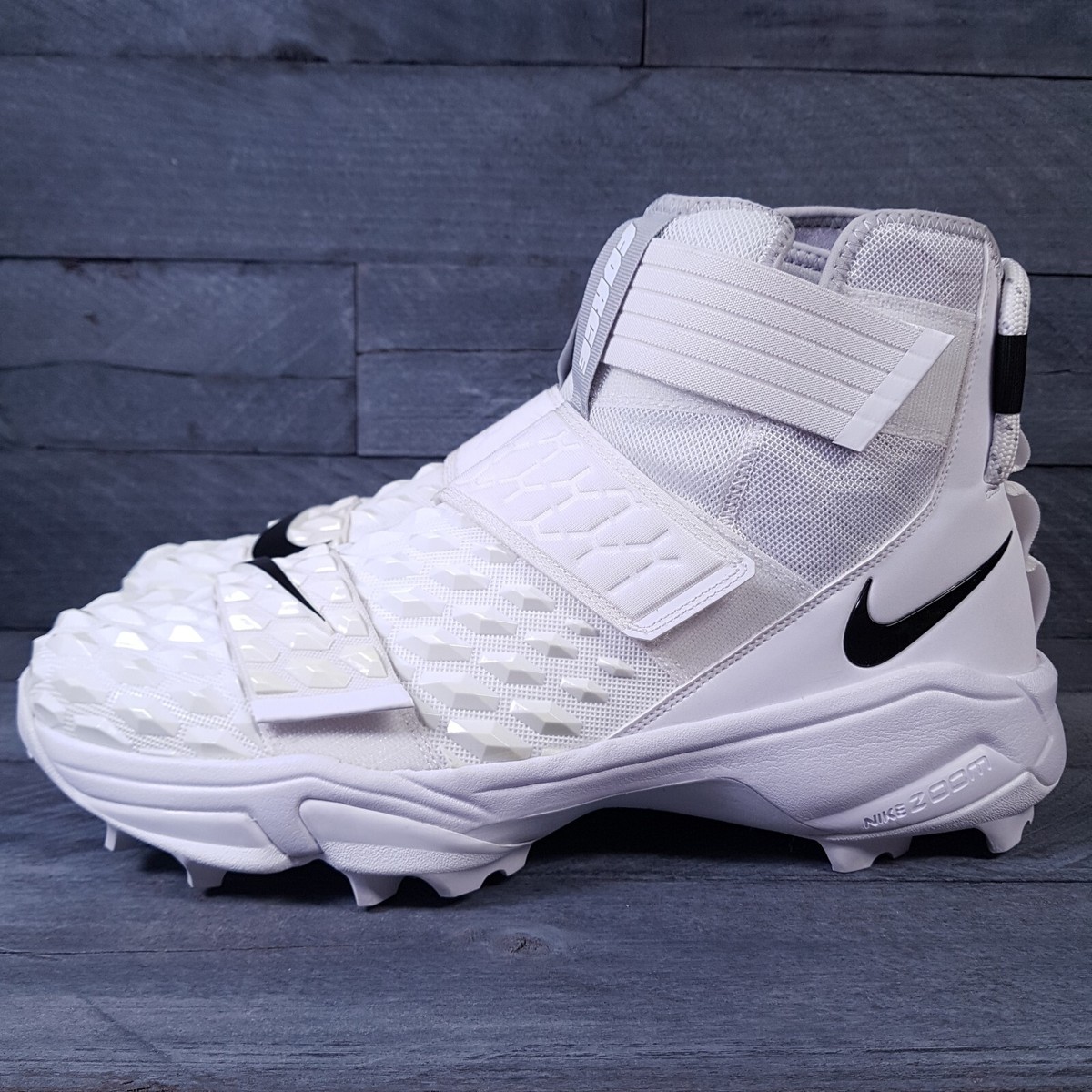 NIKE Force Savage Elite 2 Shark Lineman Football Cleats Mens  display picture 3