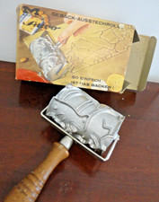 VINTAGE MONOPOL GEBACK AUUTECHROLLE GERMANY COOKIE PASTRY ROLLER COOKIE PRESS