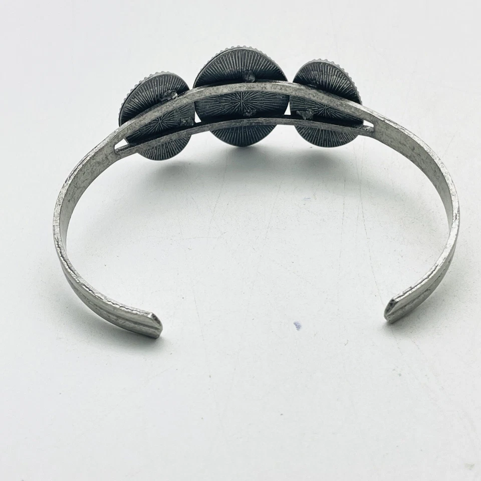 Brazalete Western Blanco Howlite Tono Plata Foto 2 de 4