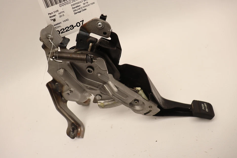 Infiniti FX37 2013 pastilla de pedal de parada de freno de piso con soporte OEM Foto 2 de 4