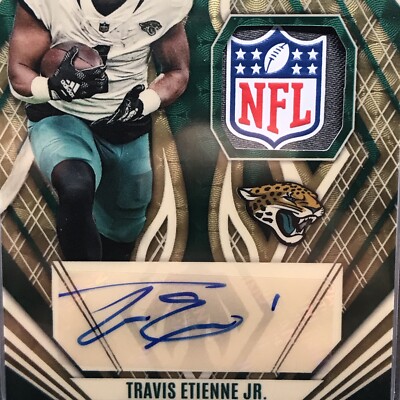 GOLD VINYL 1/1 NFL SHIELD VPA AUTO TRAVIS ETIENNE JR 2023 PANINI