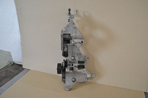 Original VW Passat CC Aggregateträger Halter Lichtmaschine  03L903143K a38194