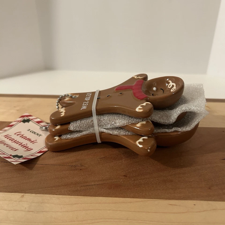 Cucharas medidoras Bullseye Playground 2025 cerámica Navidad pan de jengibre hombre Foto 4 de 4