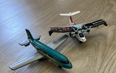 Matchbox Sky Buster SB-69 Hydro Prop/MBX Air Ways Private Jet(set of 2).