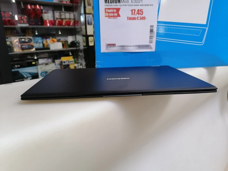 PC o tablet Notebook MEDION E3221  13,3" FHD TOUCH N4000 4 GB 128 GB Scatola Rov - Immagine 3 di 4