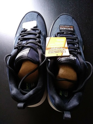 9.5 Mens Skechers Relaxed Fit 