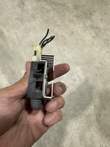 BLAZER-S10--JIMMY S15 1985-95 ASTRO DELCO-INSTRUMENT PANEL DIMMER - SWITCH - Picture 4 of 6